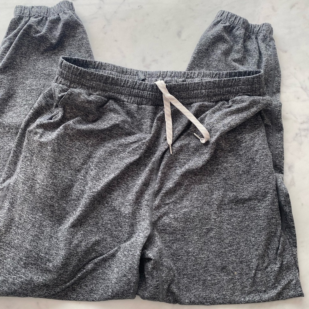 Vuori Gray Heather Jogger Track Pants - Picture 11 of 11